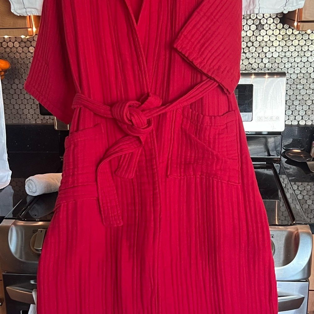 Red muslin Robe